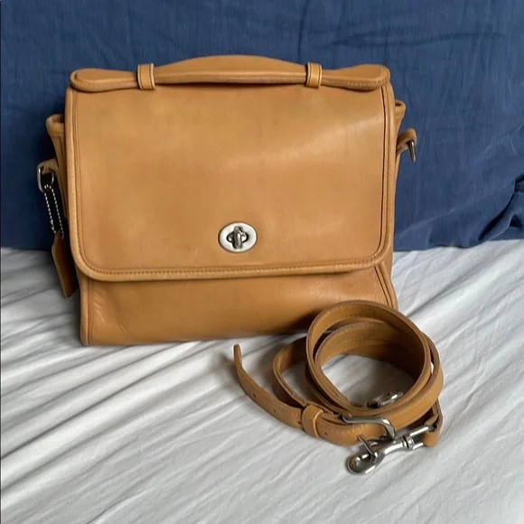 Tan Leather Coach Court Bag with Removable Strap - Picture 1 of 9